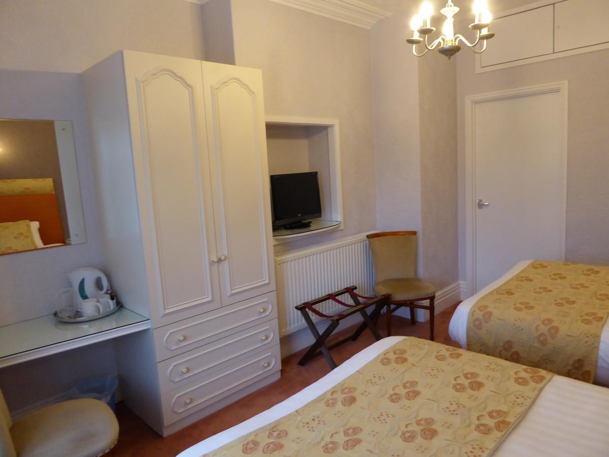 Pensión The Berwick - Over 40's Only 3*
